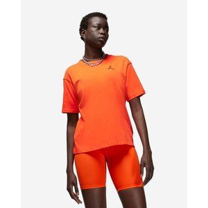 Nike Jordan Essentials Women's Color Orange Rush T-Shirt (DM5029-817 Size M -NWT
